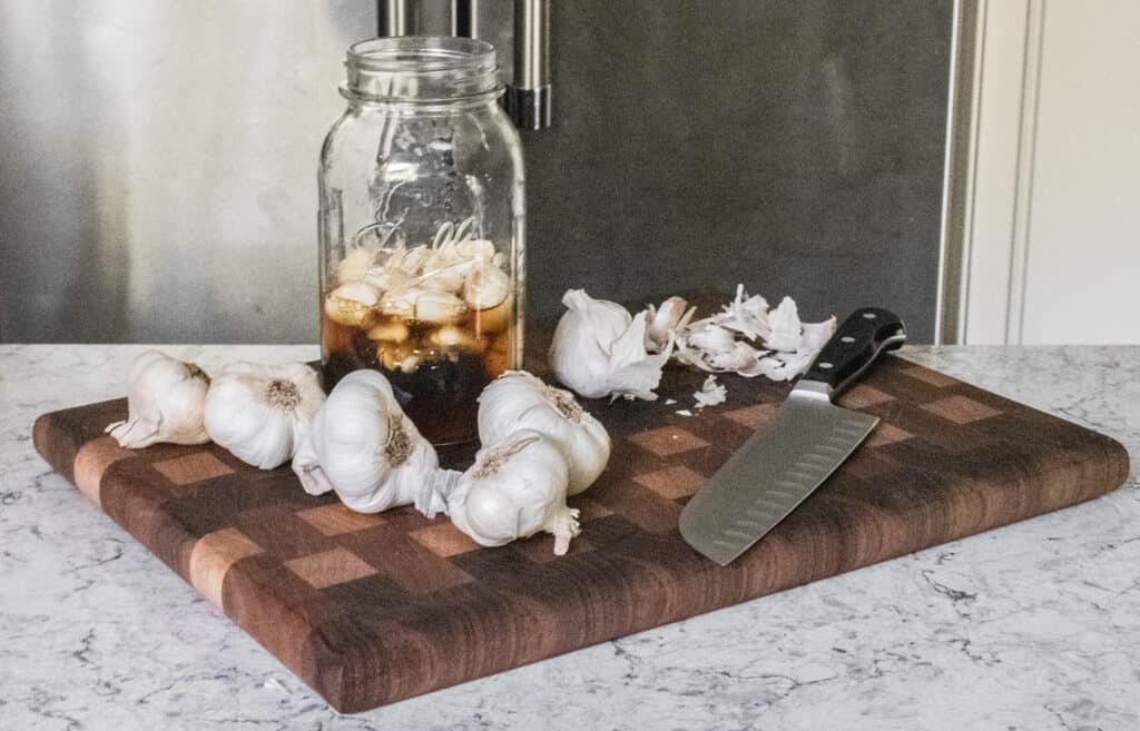 Garlic fermented in honey, a delicious and easy way to learn homeopathy.