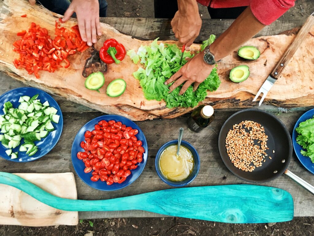 Garden club-cooking together